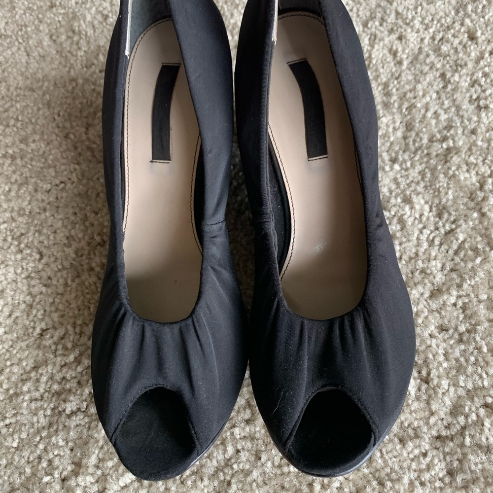 Black peep toe heels